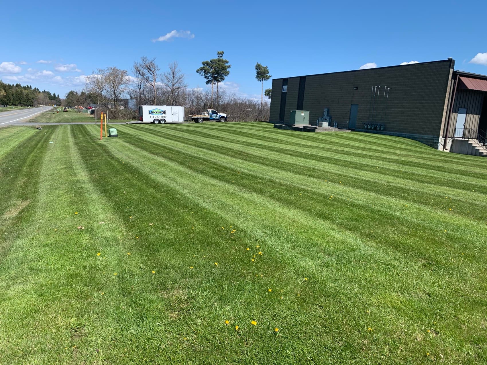 Well-maintained commercial grounds cared for year-round by Lakeside